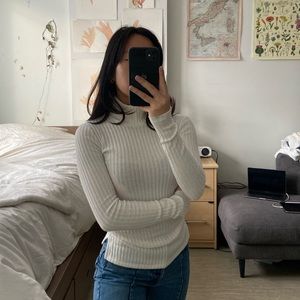 Wilfred white ribbed turtleneck